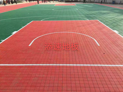 石景山篮球场悬浮地板生产厂家：悬浮地板到底有没有优势呢？